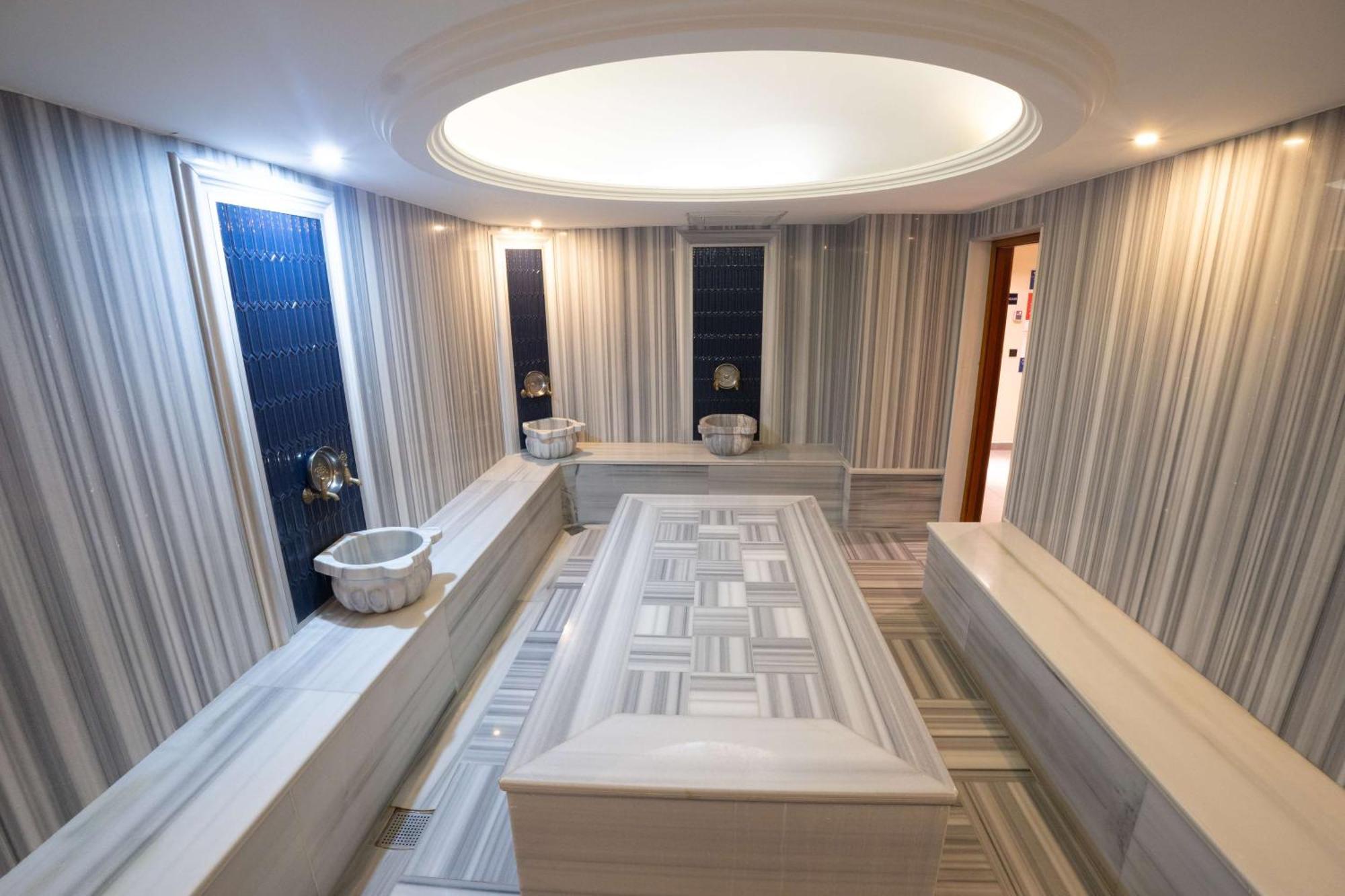 Park Inn By Radisson Yalova City Center Exteriör bild